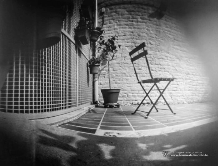 stage pinhole avec mise en scène rudimentaire